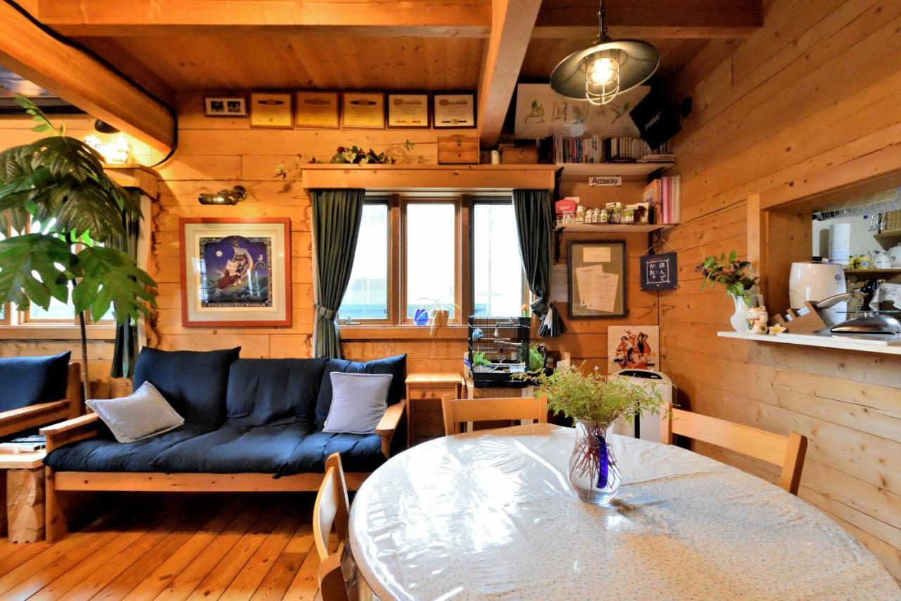 Carrefour Guesthouse カルフール ゲストハウス Toyama Station Εξωτερικό φωτογραφία